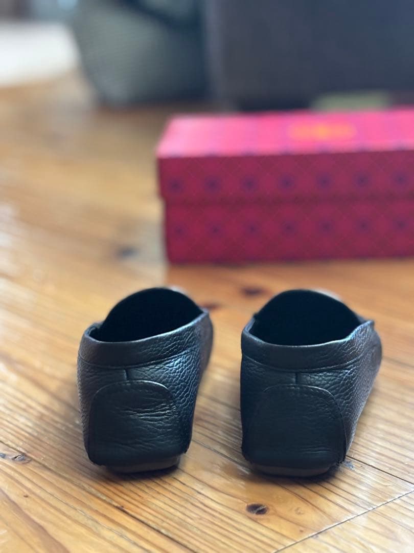 Tory Burch フラットシューズ