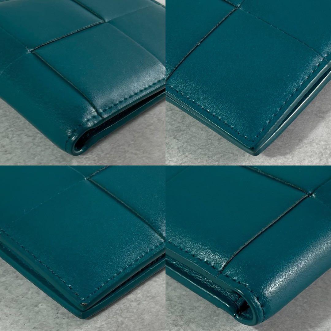 美品✨BOTTEGAVENETA マキシイントレチャート カセット 二つ折り財布