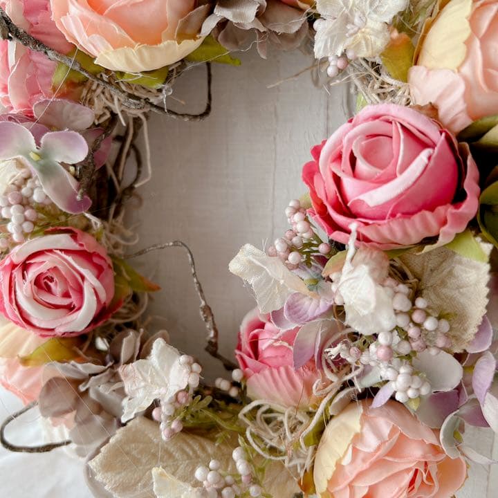 感謝セール❣️アンティーク調フレンチシャビー/布花、レース付プリンスリース/光触媒