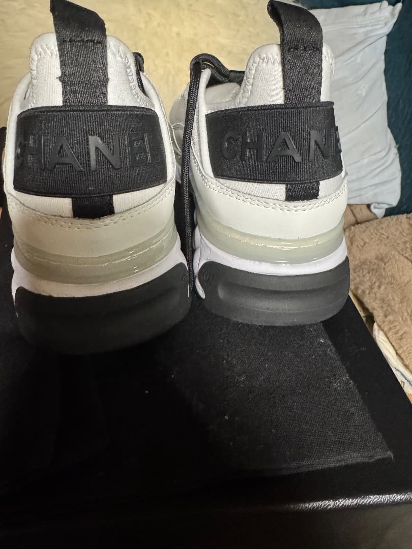 シャネル　ファブリックスニーカー　マトラッセ　ココマーク　ベージュ　36