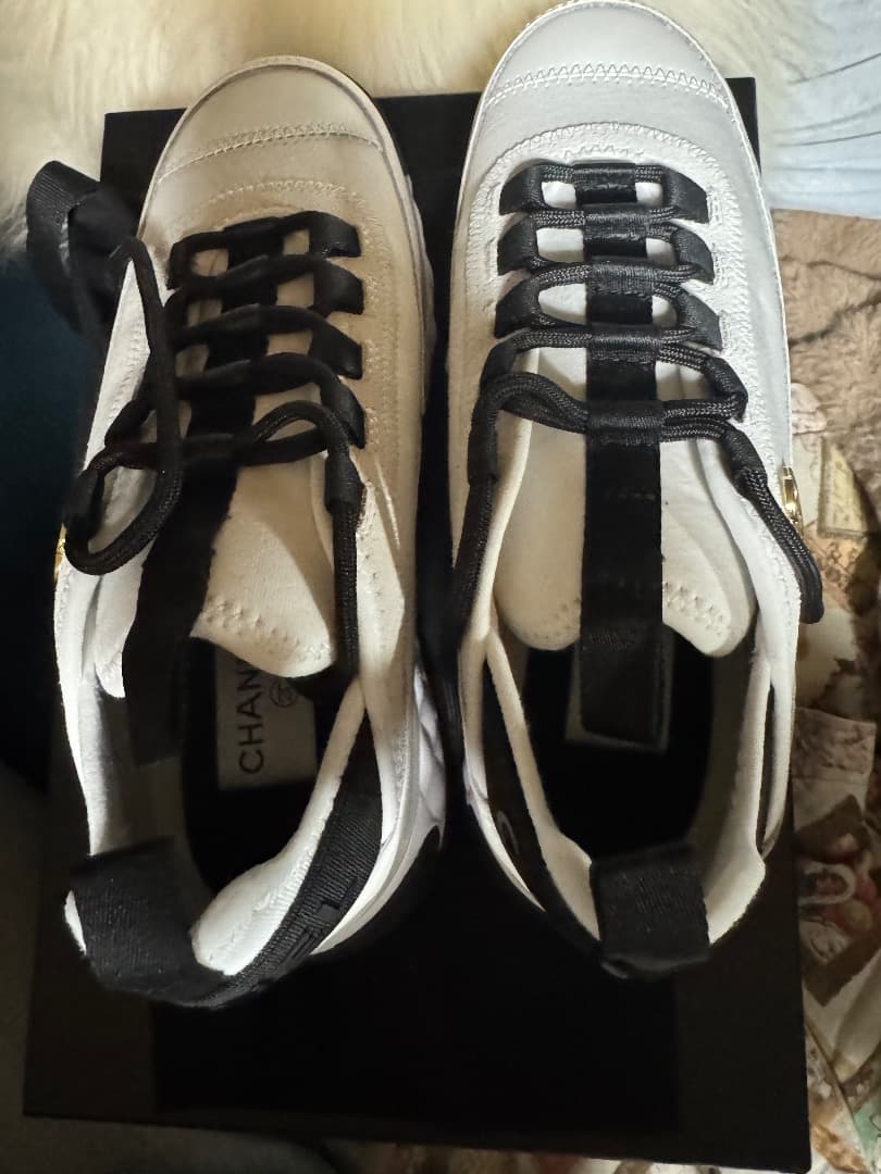 シャネル　ファブリックスニーカー　マトラッセ　ココマーク　ベージュ　36