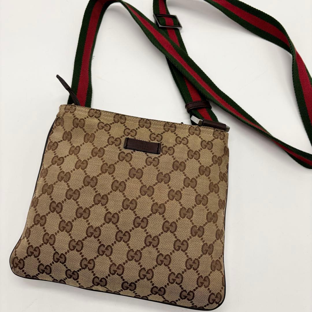 美品 ✨ グッチ シェリーライン ショルダーバッグ サコッシュ GG