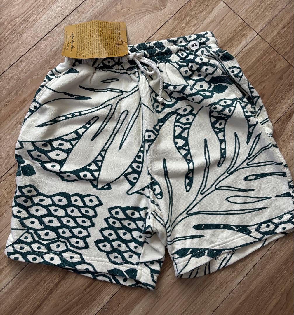 Kealopiko ケアロピコ　'Ulu柄スエットショートパンツ