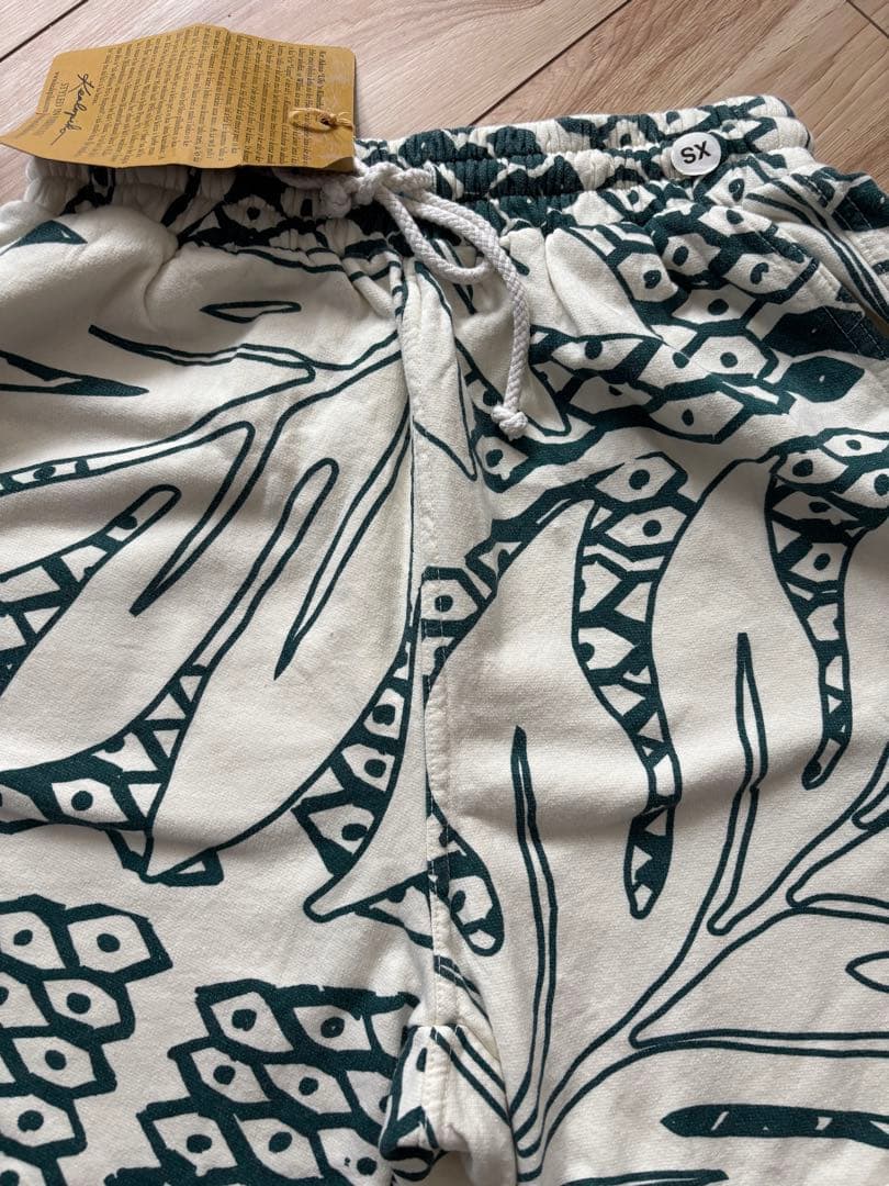 Kealopiko ケアロピコ　'Ulu柄スエットショートパンツ