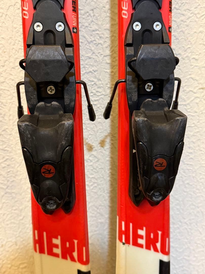 Rossignol Hero J 130cm 子供用スキー　ストックのオマケ付き