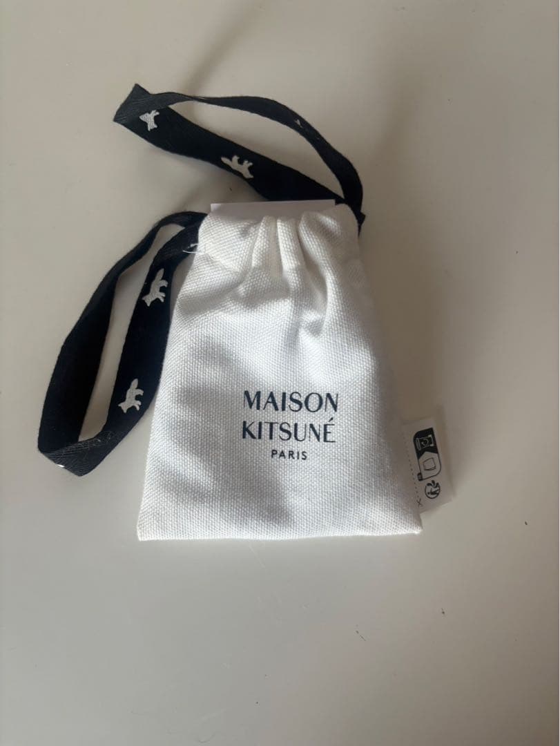 MAISON KITSUNÉ ブラックレザー バングル