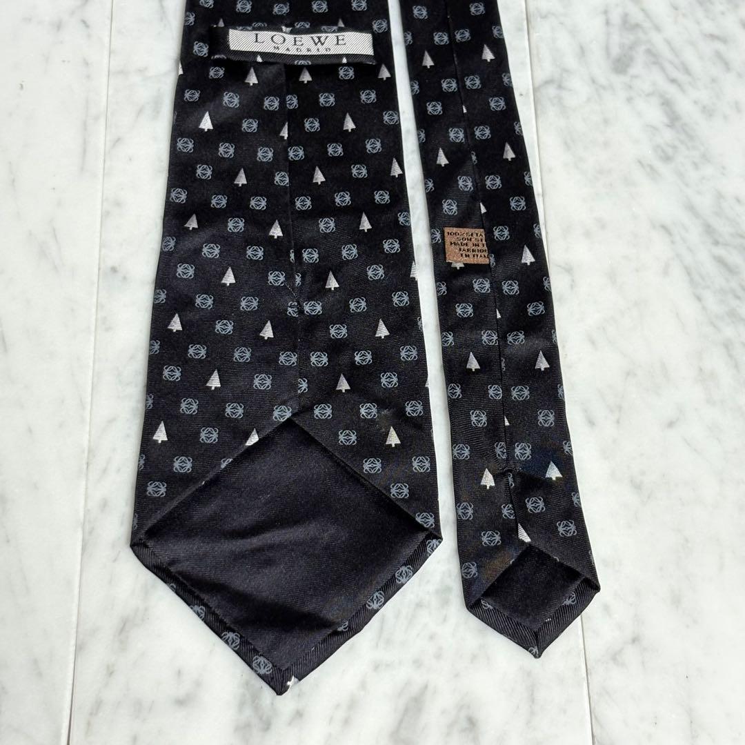 LOEWE ネクタイ ブラック アナグラム柄 ロゴ柄