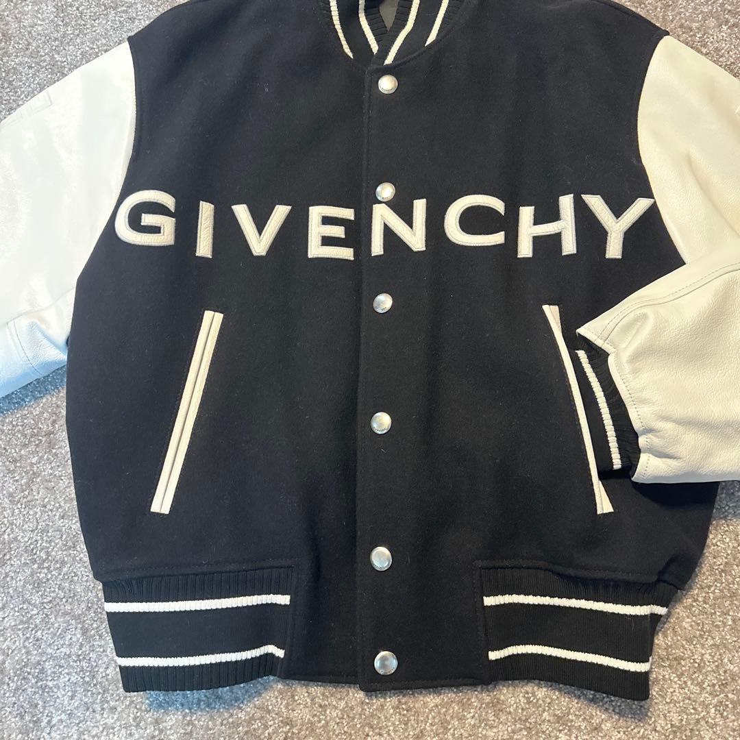givenchy ロゴボンバージャケット