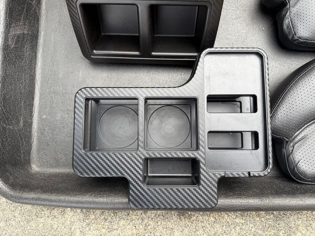 ハイエース200系　色々パーツ