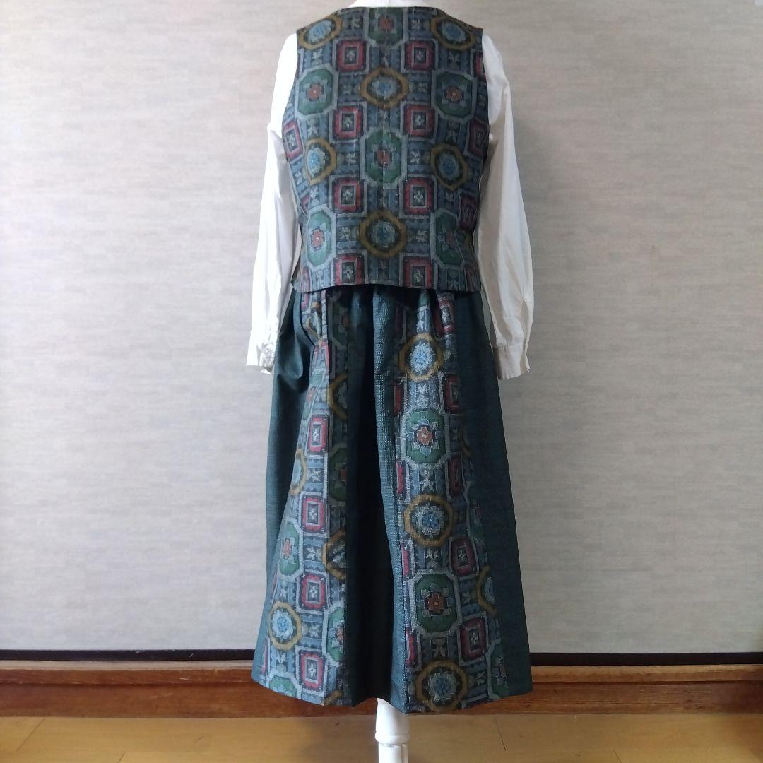 楊貴妃　2026F 021　着物リメイク　2つの緑の大島紬　セットアップ