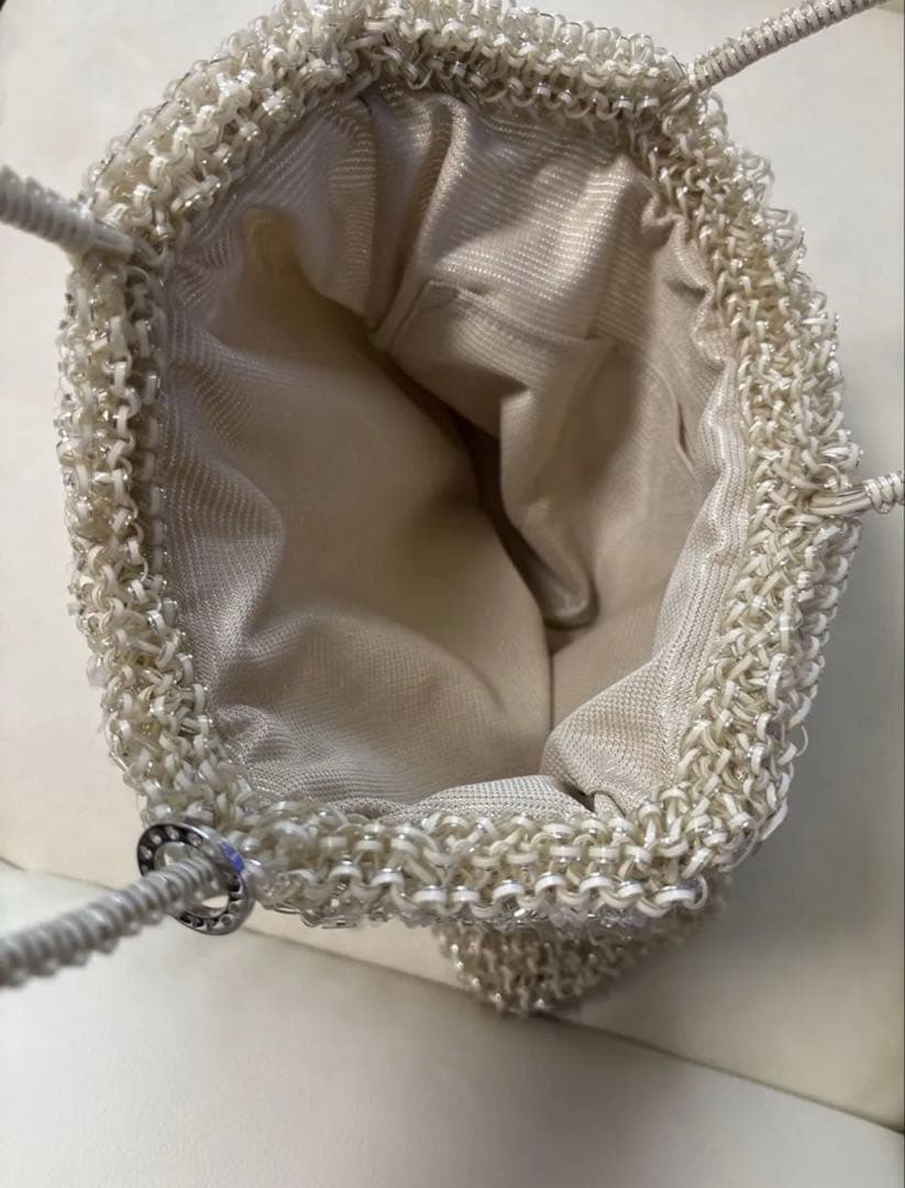 アンテプリマグリッター　セミシャイニーホワイト