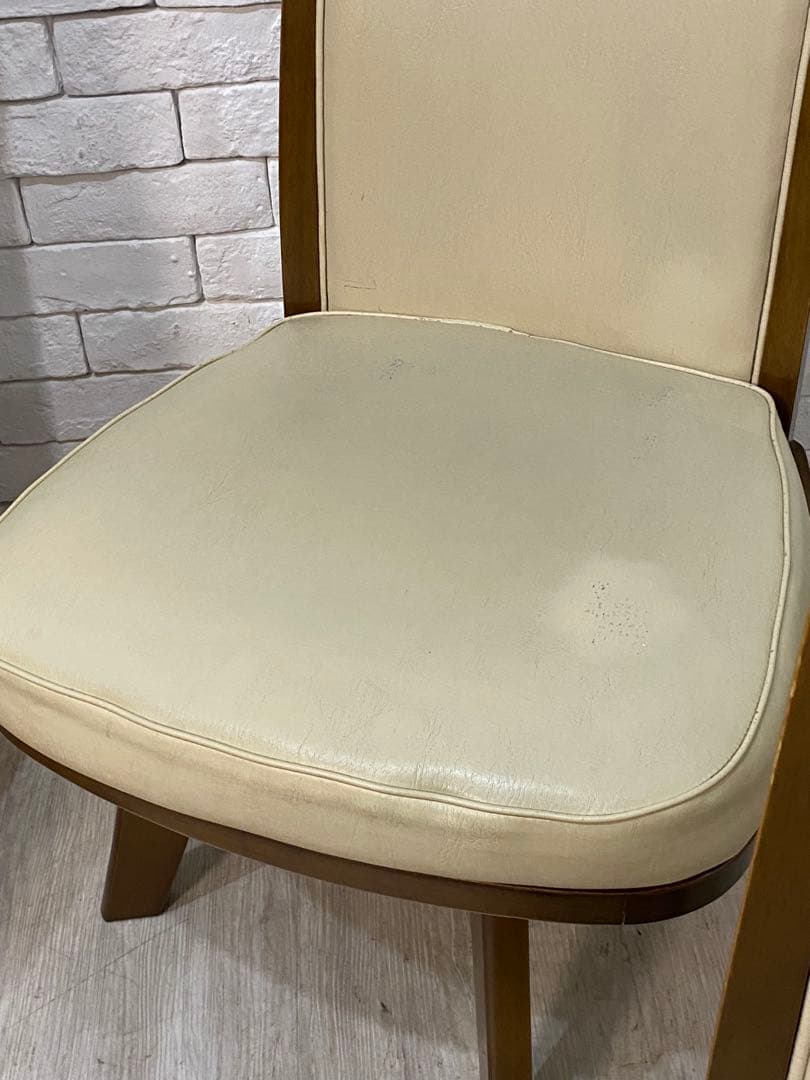 【東京都内23区配送無料】ニトリ　回転 ダイニングチェア 4脚セット　椅子