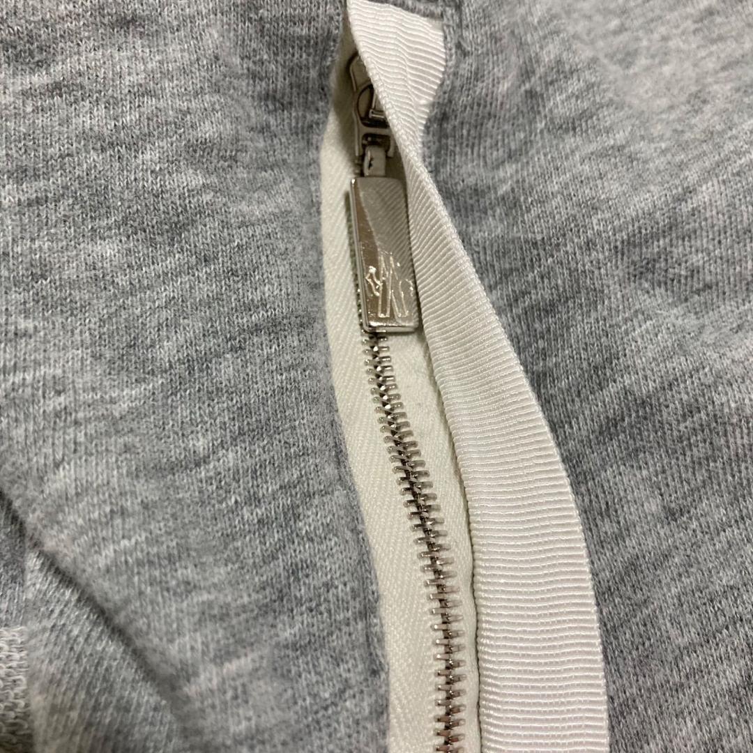 14718✨モンクレール ロゴワッペン フード付きジップパーカー グレー XS