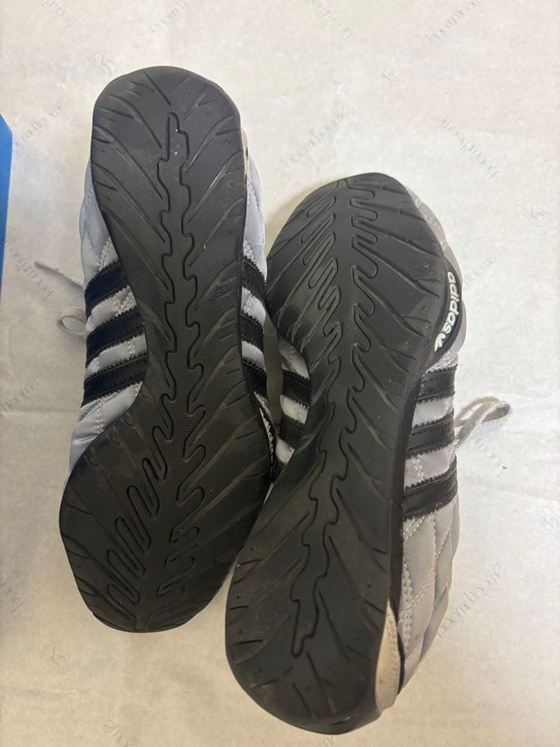 adidas ADIRACER LO W 23.5cm シルバー