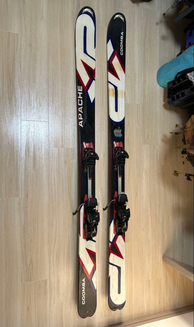 スキー板（ツアービンディング）