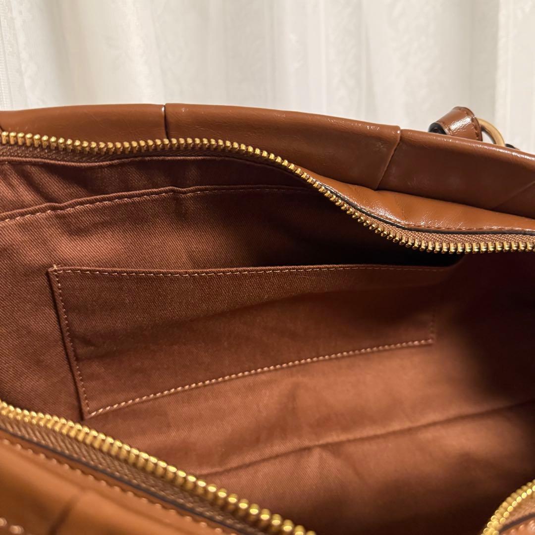 CHARLES&KEITH ショルダーバッグ　ブラウン　茶色　新品未使用