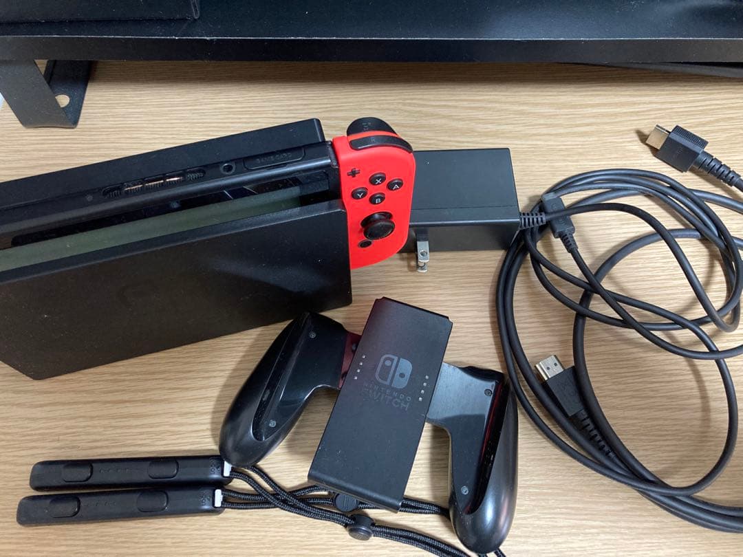 Nintendo Switch 本体 青/赤 Joy-Con バッグ付き