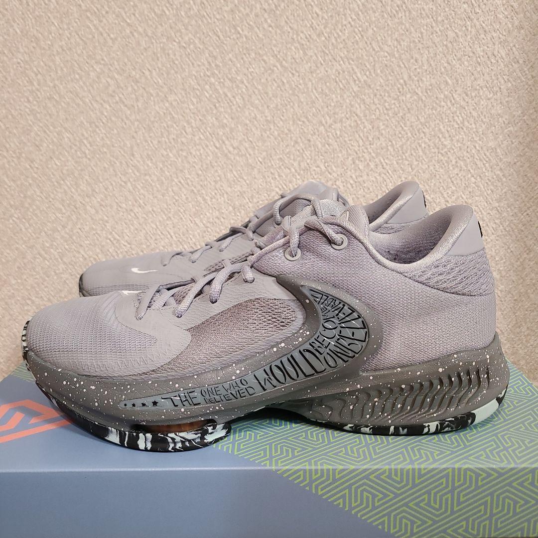 NIKE ZOOM FREAK 4 ズームフリーク4