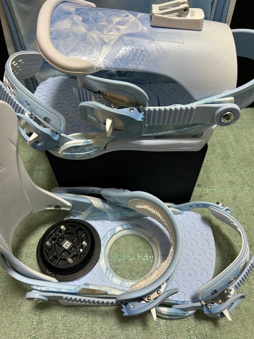 専用ケース付美品 UNION スノーボード ビンディング キリコ仕様　Mサイズ