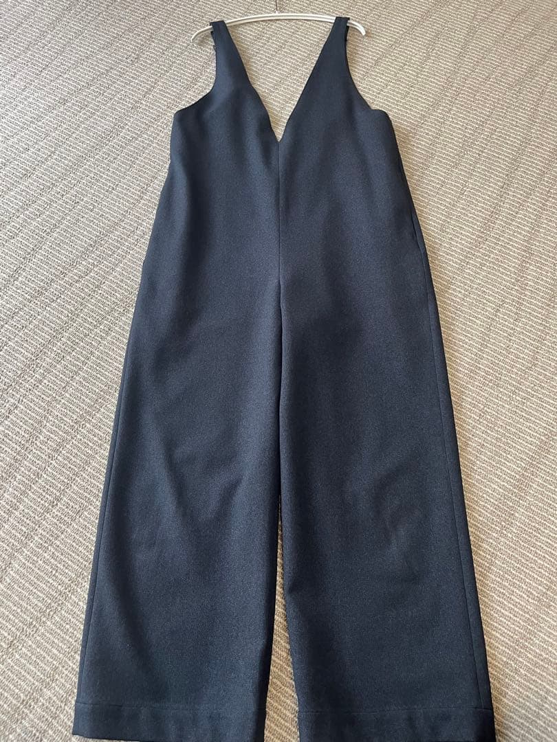 スピックアンドスパンVネックオールインワンspick&span新品36