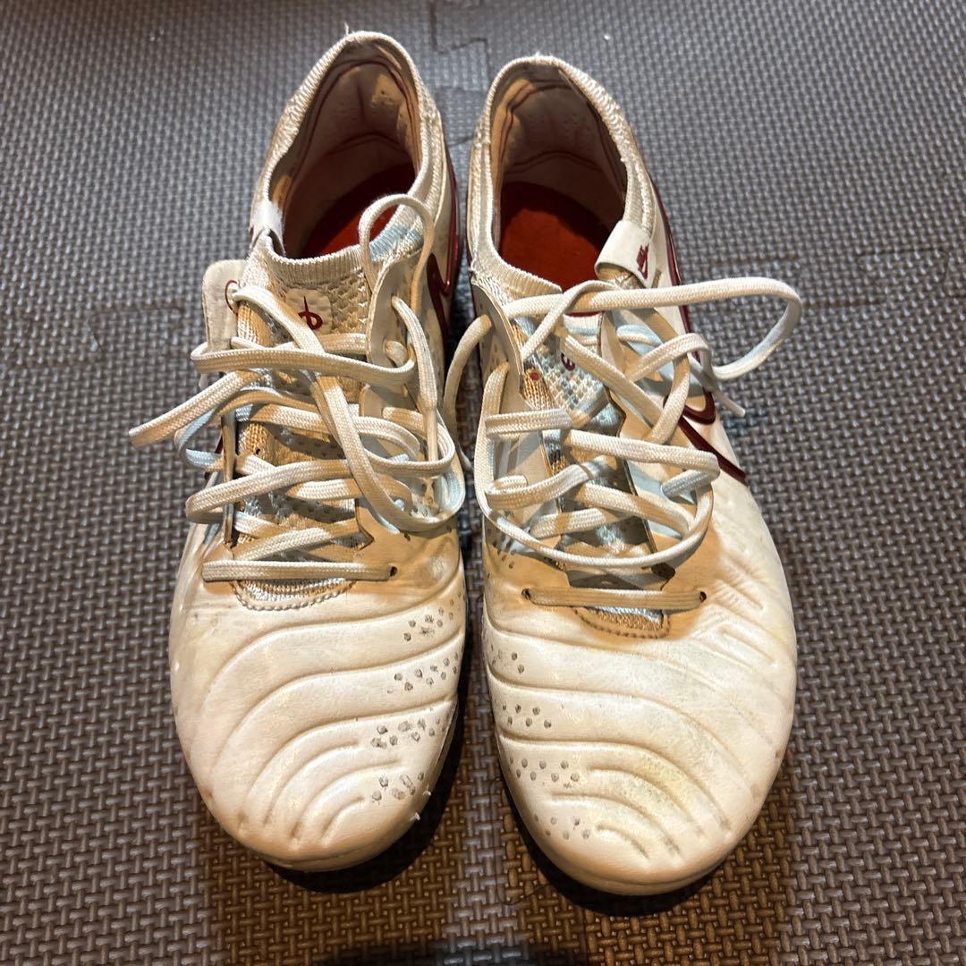 Nike ティエンポ10 限定カラー