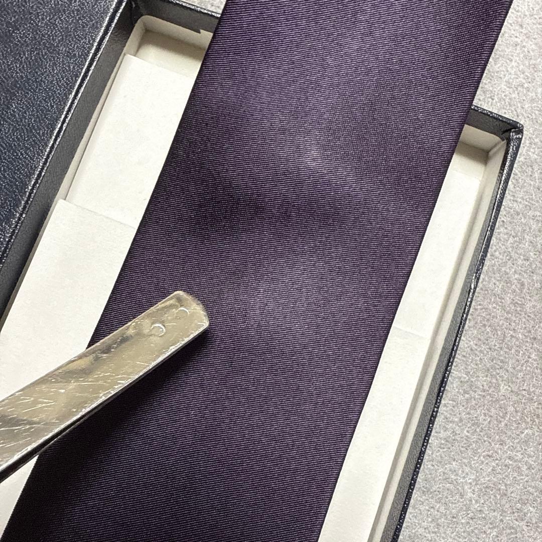 ディオール　ネクタイ　濃紫　無地　シルクジャガード