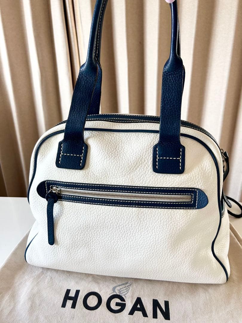 【HOGAN ホーガン】ホワイトレザーバッグ　イタリア発の高級ブランド