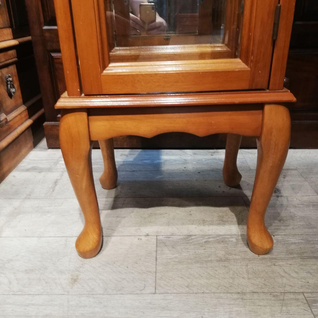 M●225送料込☞ヴィンテージ☜キュリオケース　時計付き飾り棚