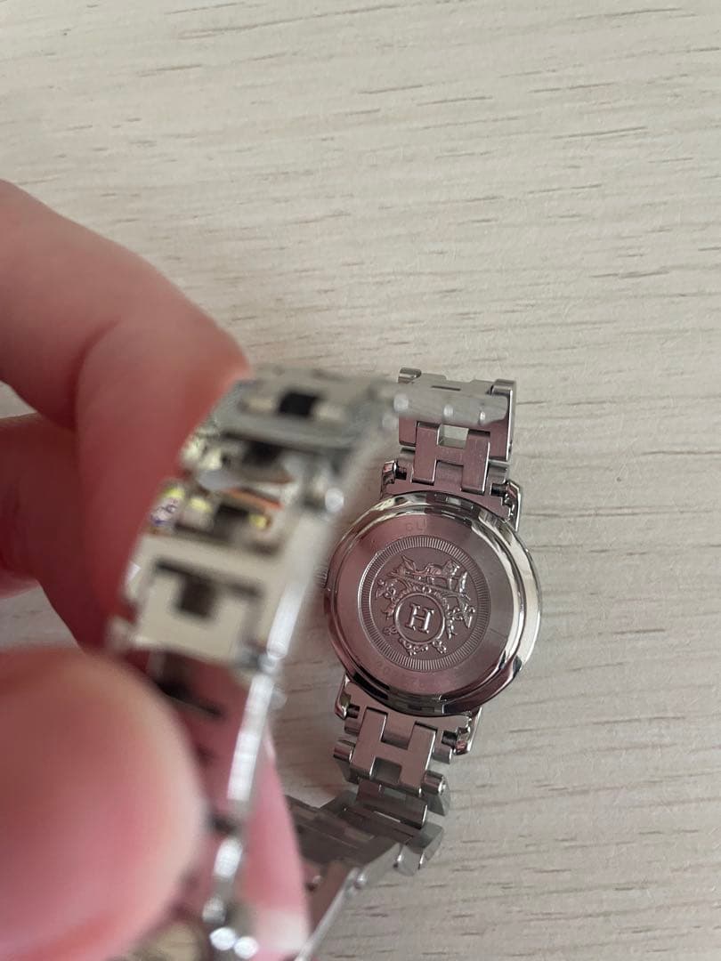 HERMES クリッパーシルバーホワイト　レディース腕時計