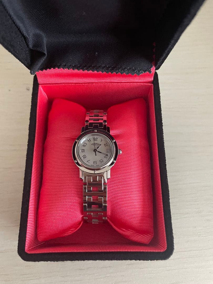 HERMES クリッパーシルバーホワイト　レディース腕時計