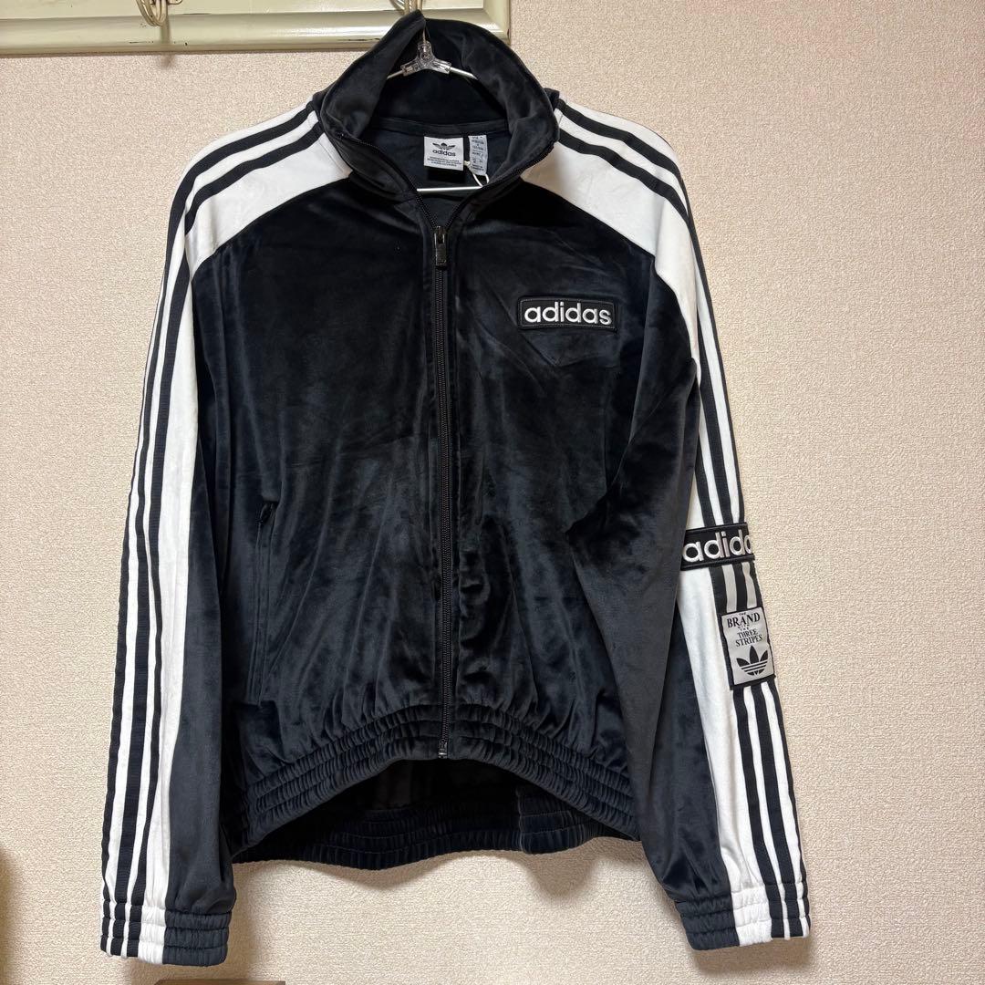 W ADIBREAK VELOUR TT Lサイズ 上のみ