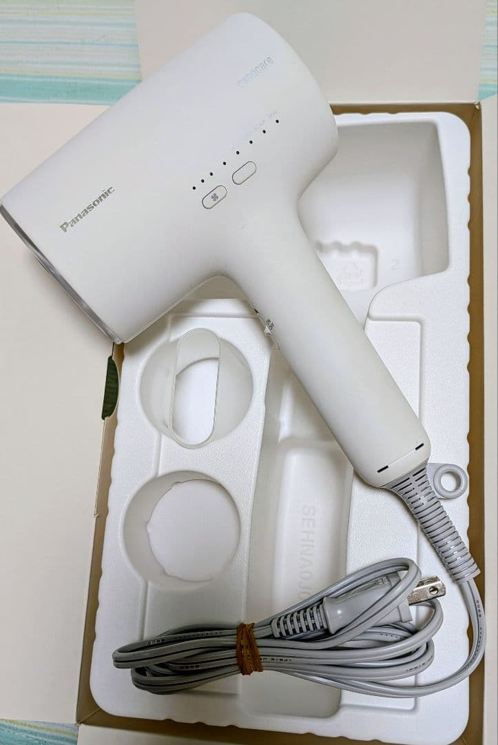 11/22まで値下げPanasonic EH-NA0J　eh-na0j-w