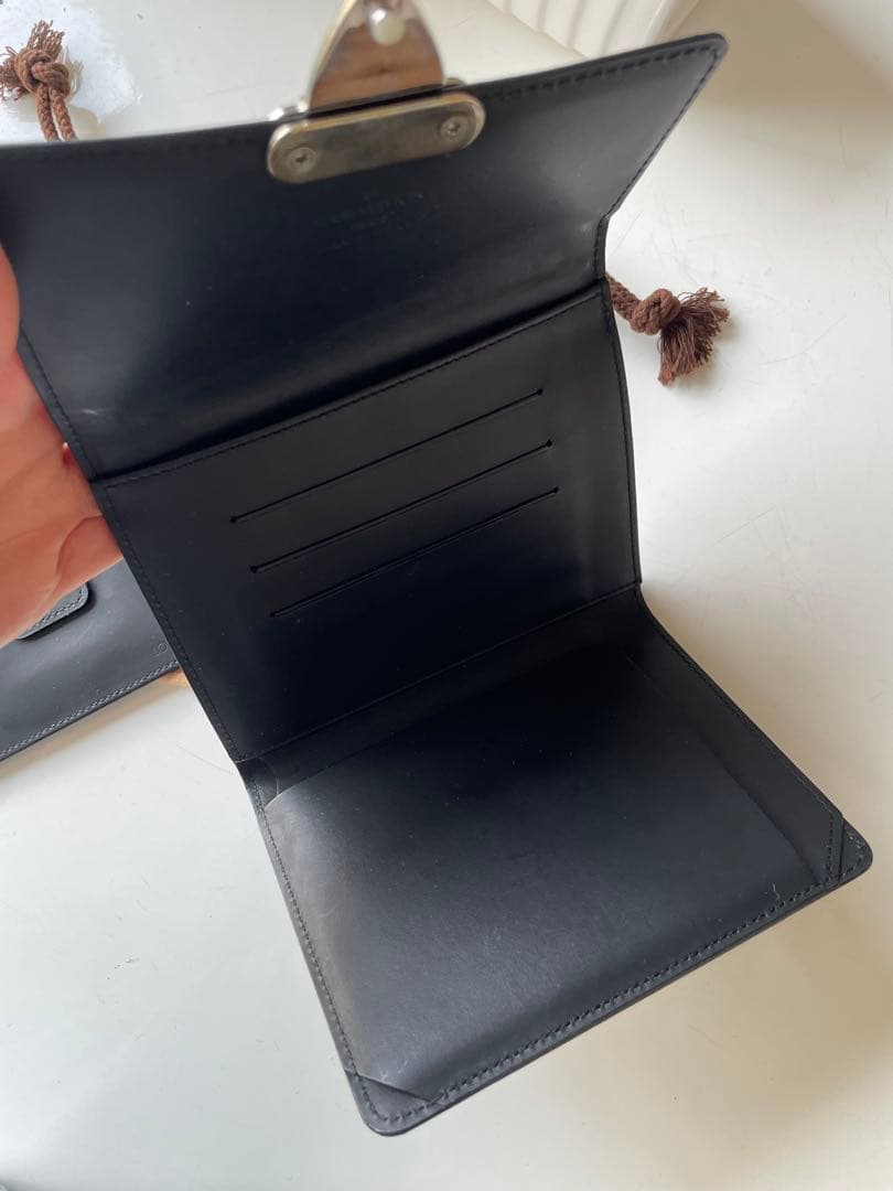 ルイヴィトン ヴェルニ モノグラム ポシェット・クレア ブラック