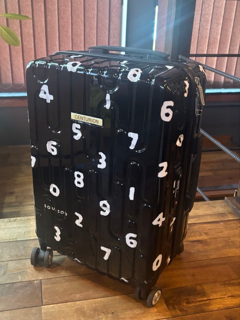【新品未使用】SOUSOU キャリーケース　スーツケース CENTURION