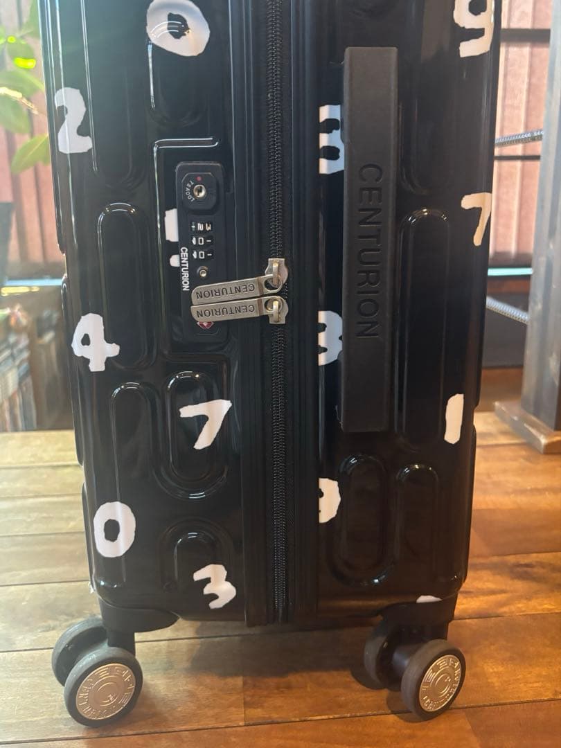 【新品未使用】SOUSOU キャリーケース　スーツケース CENTURION