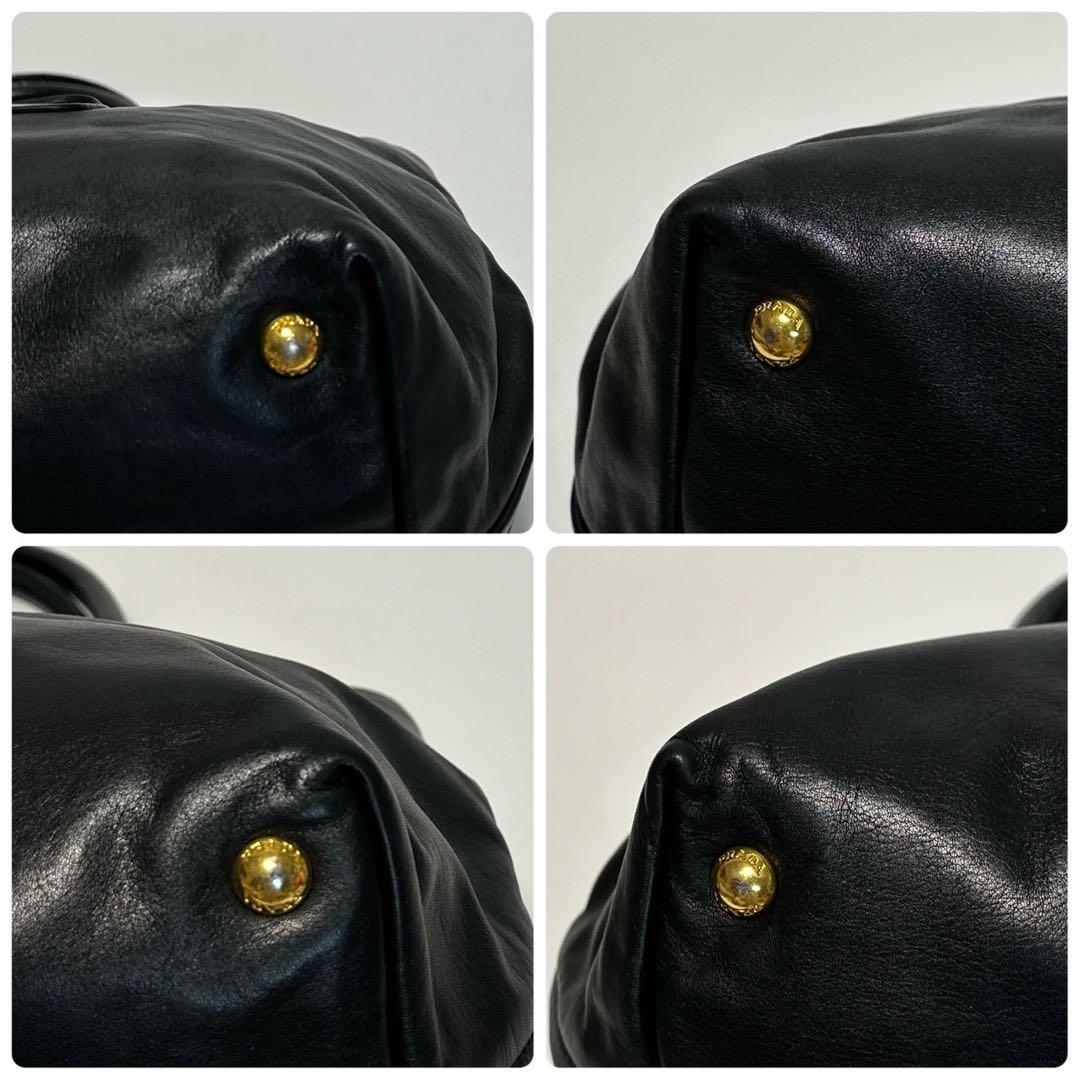 o44【極美品】プラダ　ロゴ金具　レザー　ブラック　2way ショルダーバッグ.