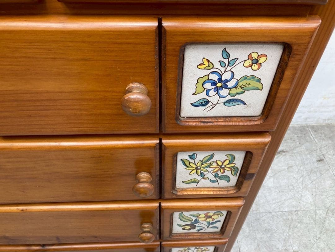 スペイン　バレンシア　パイン無垢材　ヴィンテージ　チェスト　木製キャビネット