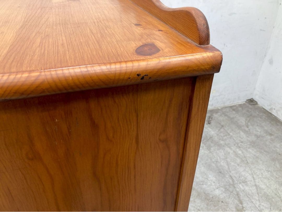 スペイン　バレンシア　パイン無垢材　ヴィンテージ　チェスト　木製キャビネット