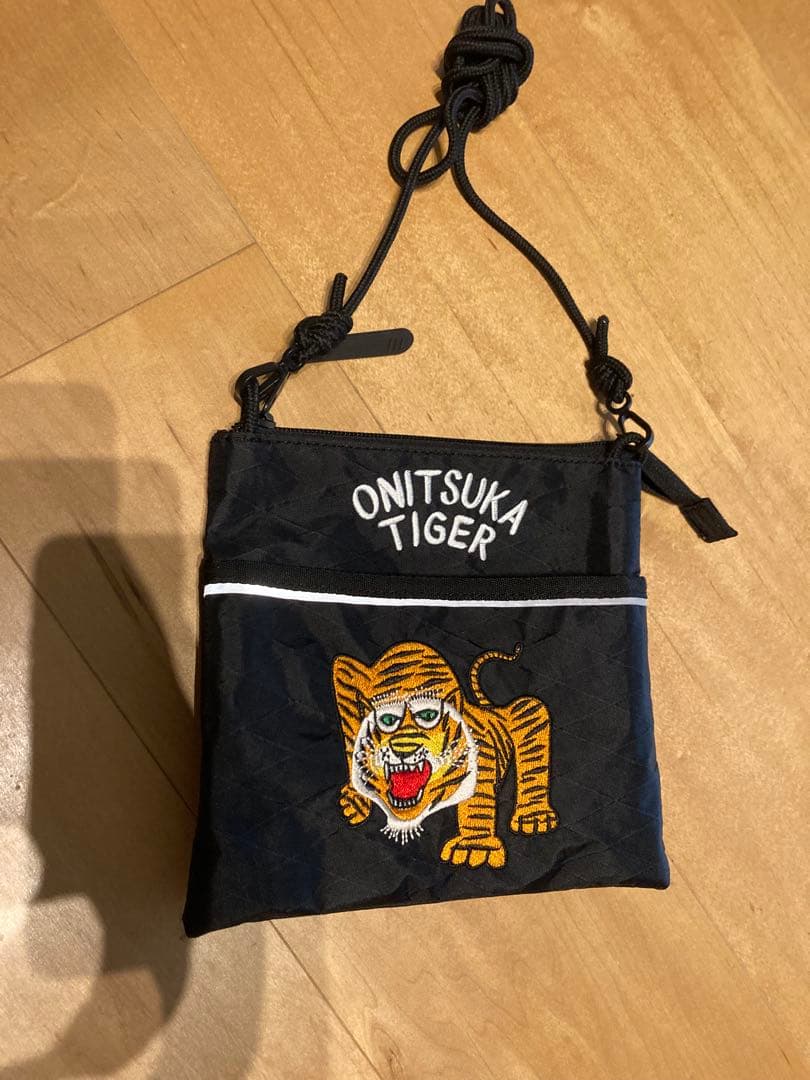 Onitsuka Tiger サコッシュ