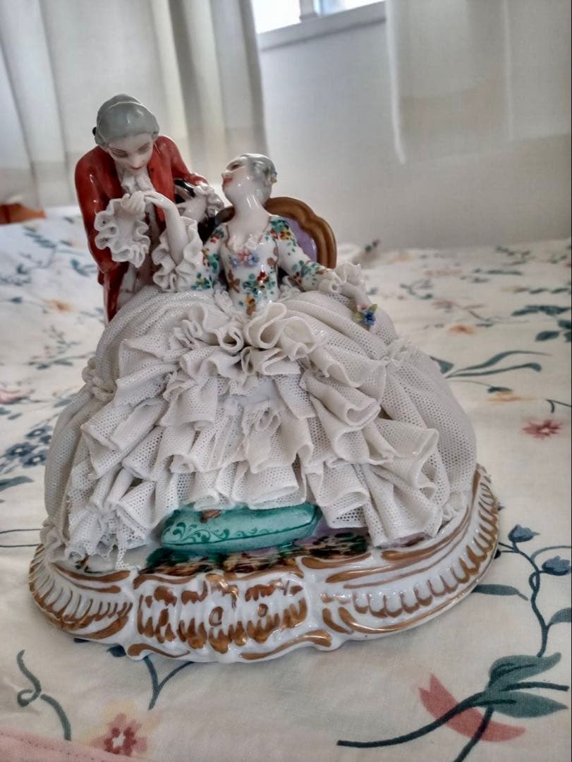 イタリア　フィギュリン　レース人形　ルイージファブリス　陶器　人形　男女