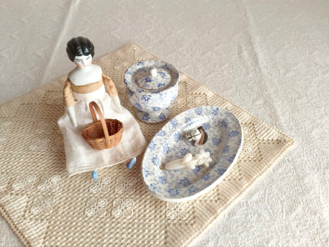 * antique mini ❀ 小さなお花柄 蓋付き ポット