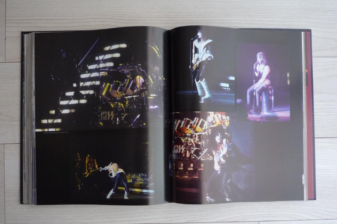 洋書 exKISS Sealed with a KISS by Lydia Criss