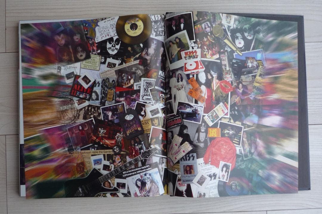 洋書 exKISS Sealed with a KISS by Lydia Criss