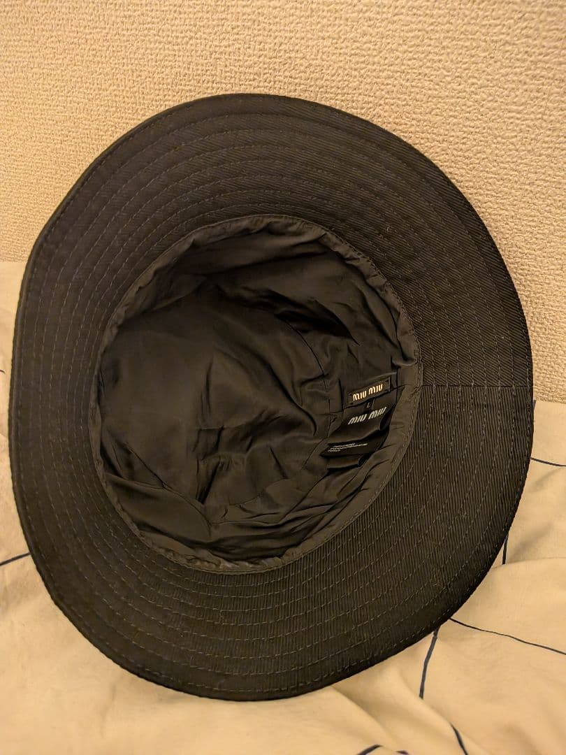 MIU MIU ブラック バケットハット