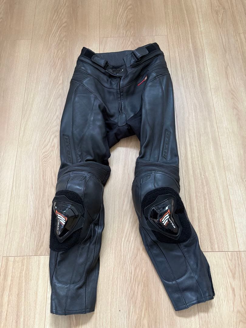 HYOD レザーパンツ　ブーツイン