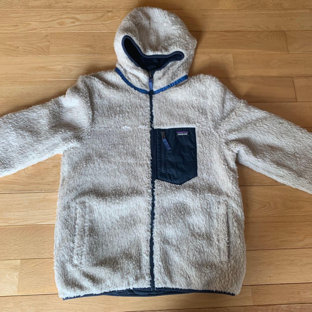 Patagonia フリースリバーシブルフード付きジャケットクリーム色（紺色）