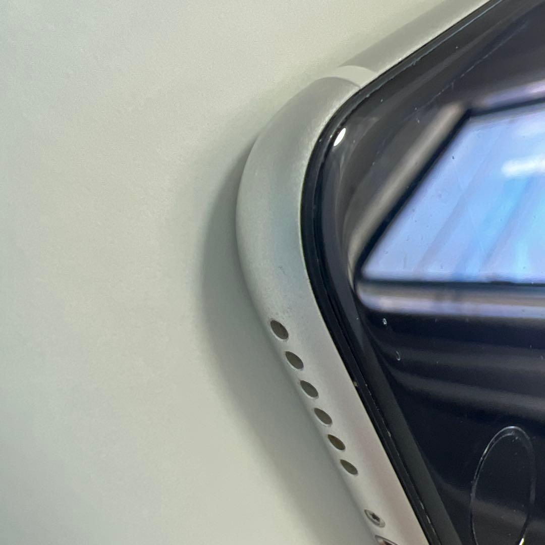 iPhone se 第2世代 SIMフリー 64GB 本体