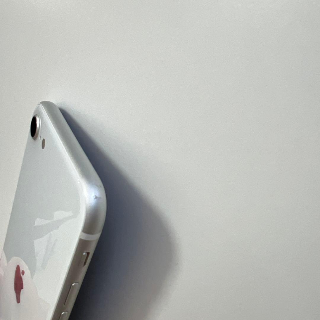 iPhone se 第2世代 SIMフリー 64GB 本体