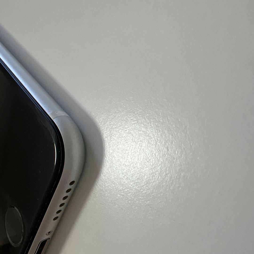 iPhone se 第2世代 SIMフリー 64GB 本体