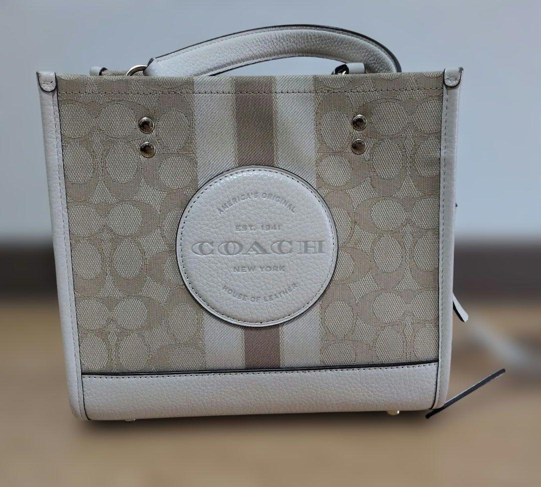 COACH ショルダーバッグ ベージュ/ホワイト